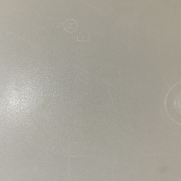 Tupperware: Cake Keeper Container - Picture 6 of 8